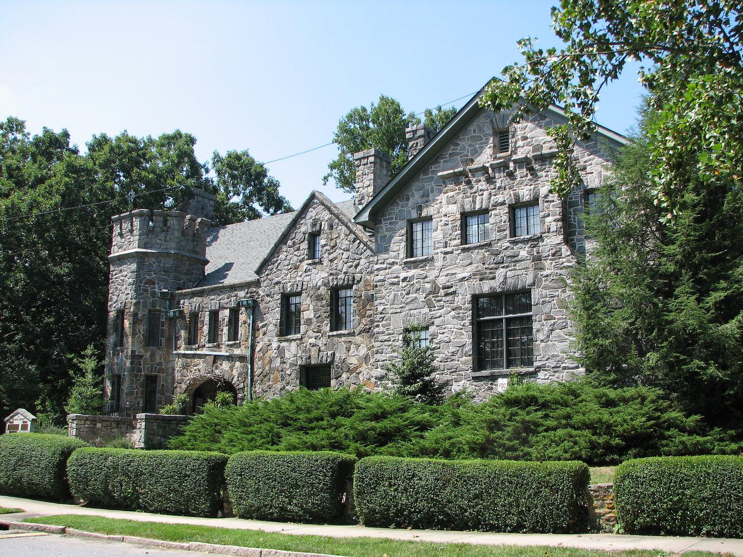 The Wedding Website of Emily Poliski and Tyler Manske