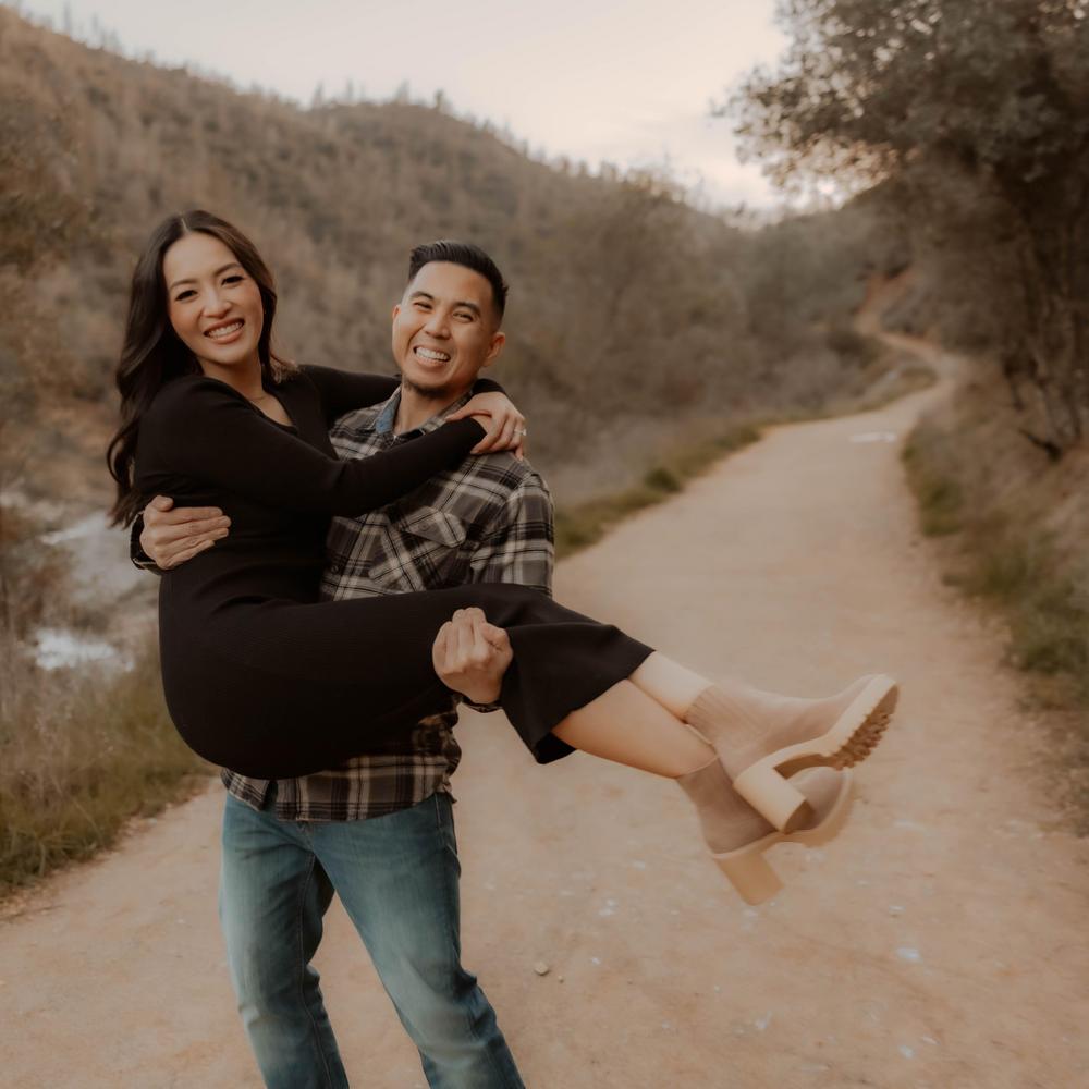 Jonathan Otcasek, Paulina Porizkova and Ric Ocasek's Son, Marries Erin Kim  - The New York Times, image size:1000x1000