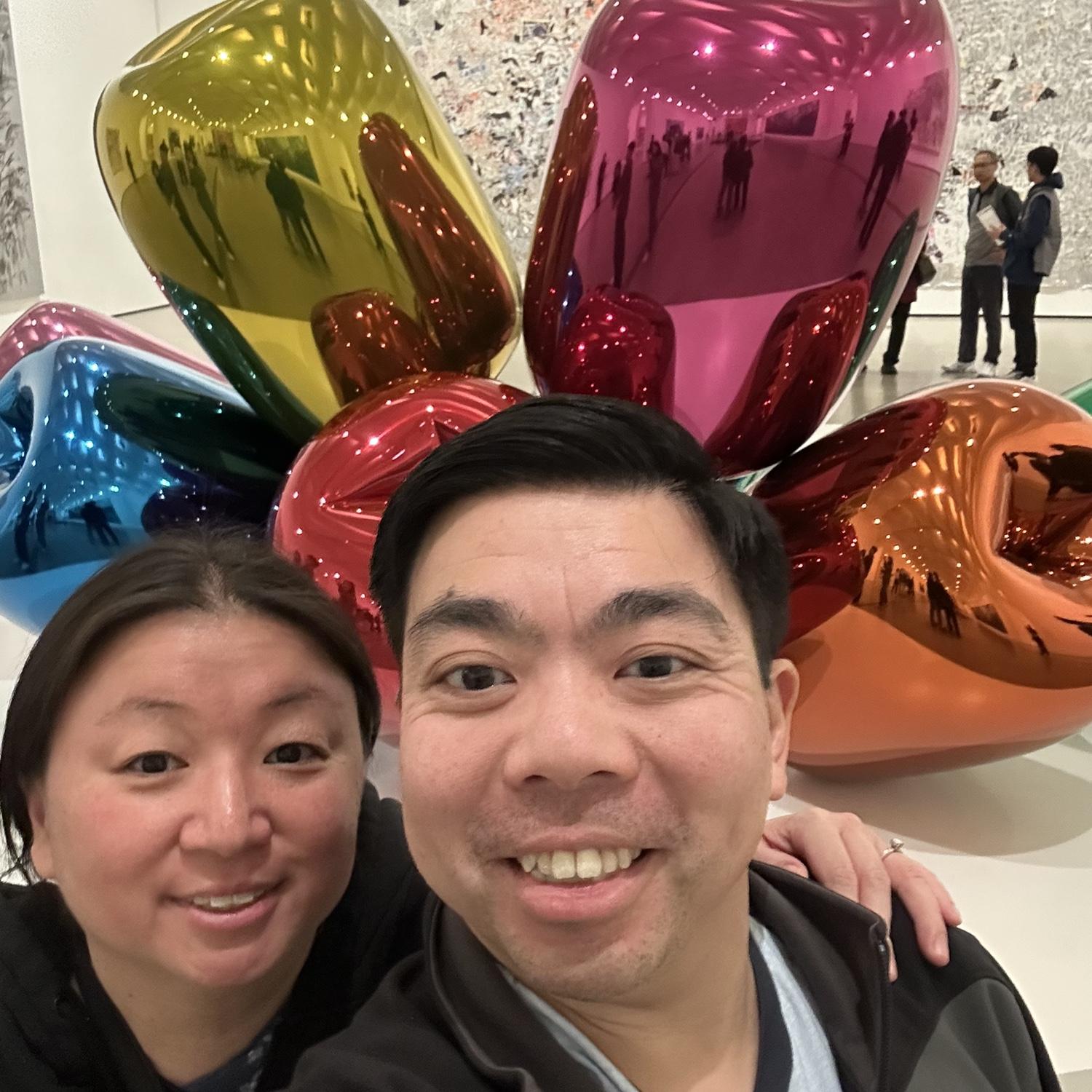 Jeff Koons, Tulips; Broad Museum, Los Angeles.