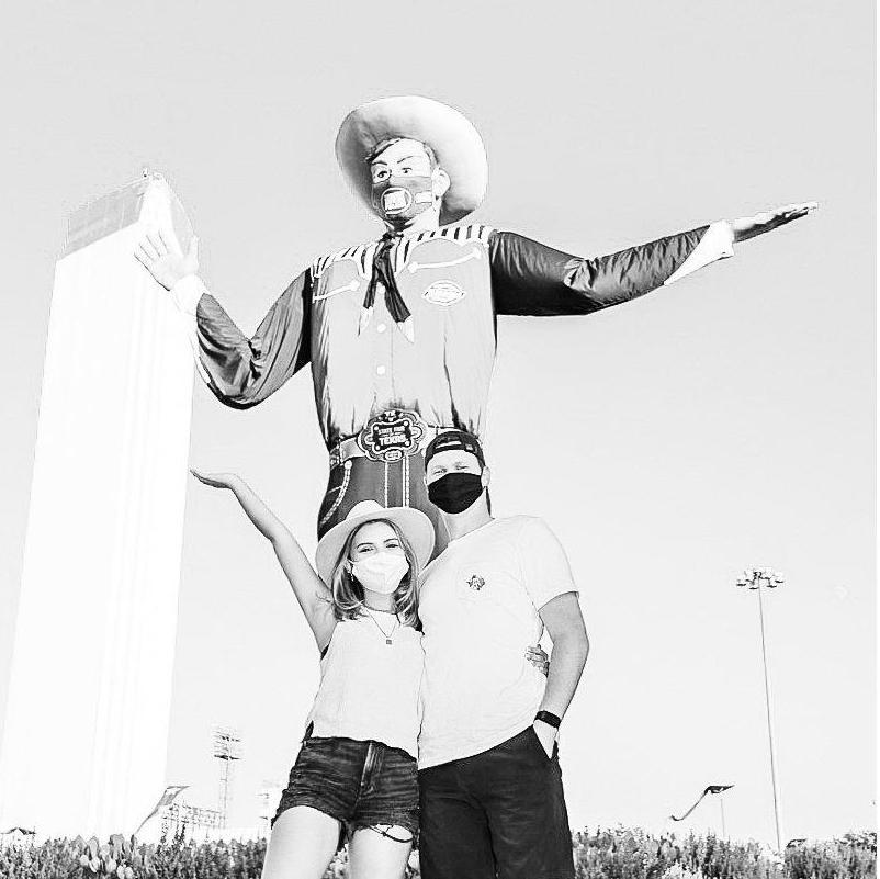 Photo with Big Tex at the State Fair of Texas, in the middle of the pandemic!