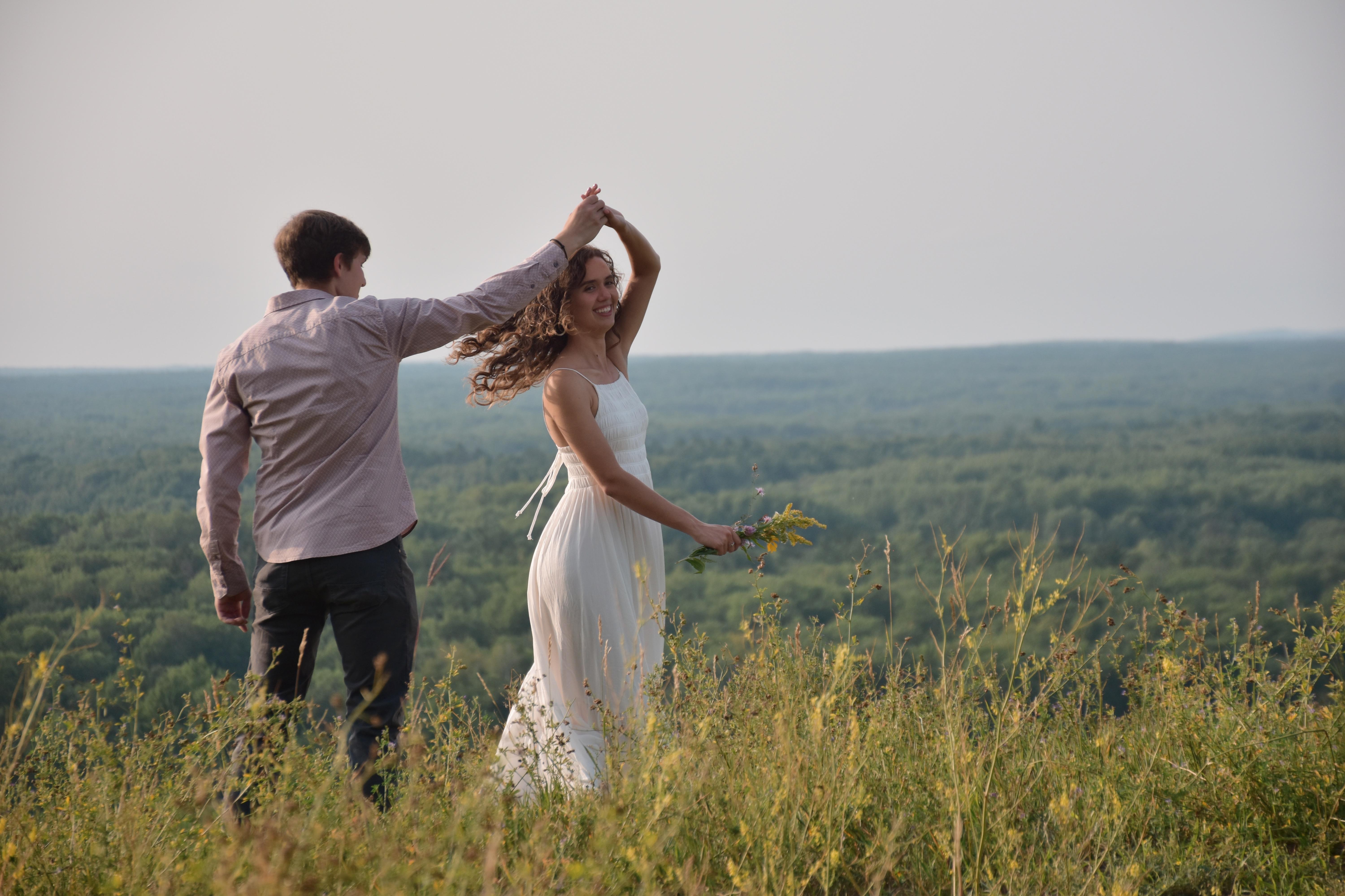 The Wedding Website of Lauren Benson and Zachary Strong