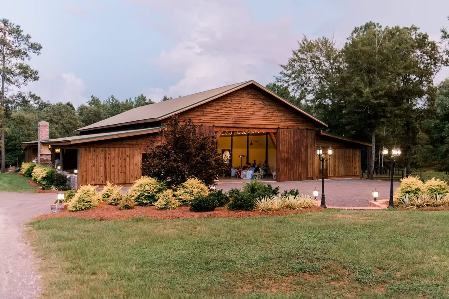 The Wedding Website of Mindy Carlisle and Seth Moon