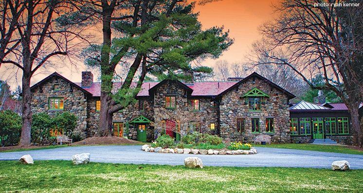 The Wedding Website of Amanda Sweeney and Benjamin Foster