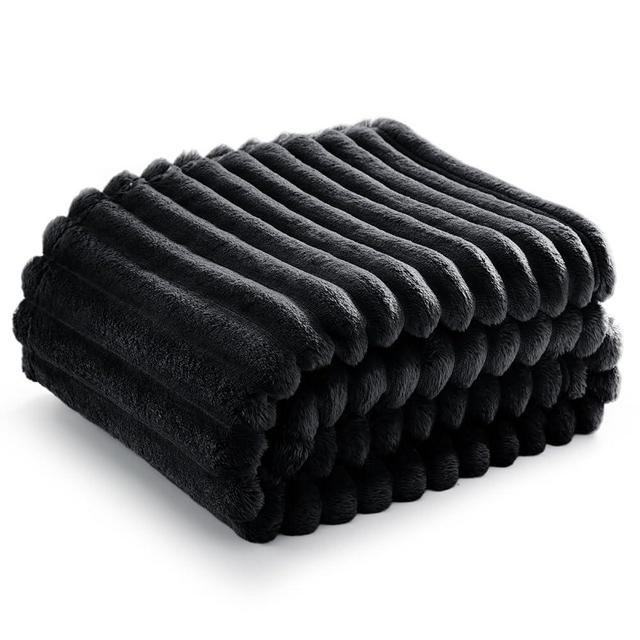 Bedsure Black Fleece Blanket for Couch - Super Soft Cozy Blankets for Women, Cute Small Blanket for Girls, 50x60 Inches
