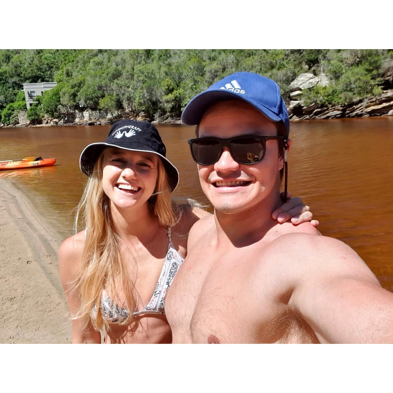 Lekker op die Kaaimans rivier - ons hou baie van vakansie!