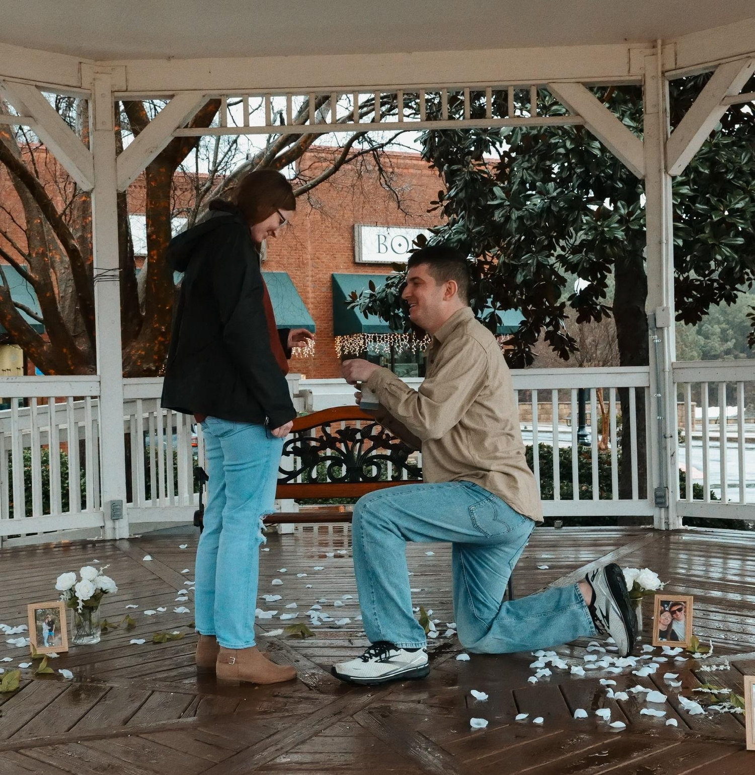 The Wedding Website of Stephanie Stewart and Ryan Brusie
