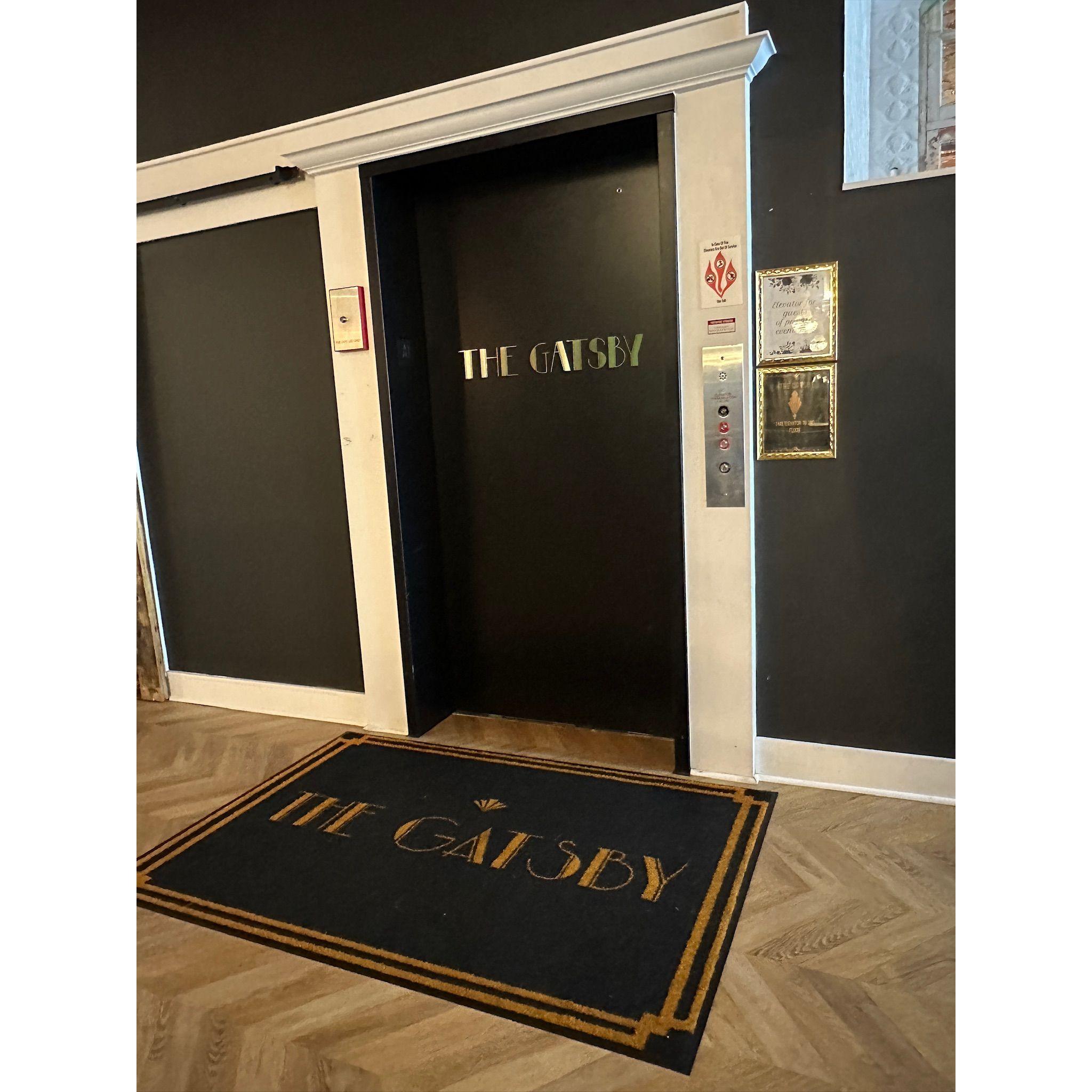 the elevator that can take you to all levels of the venue