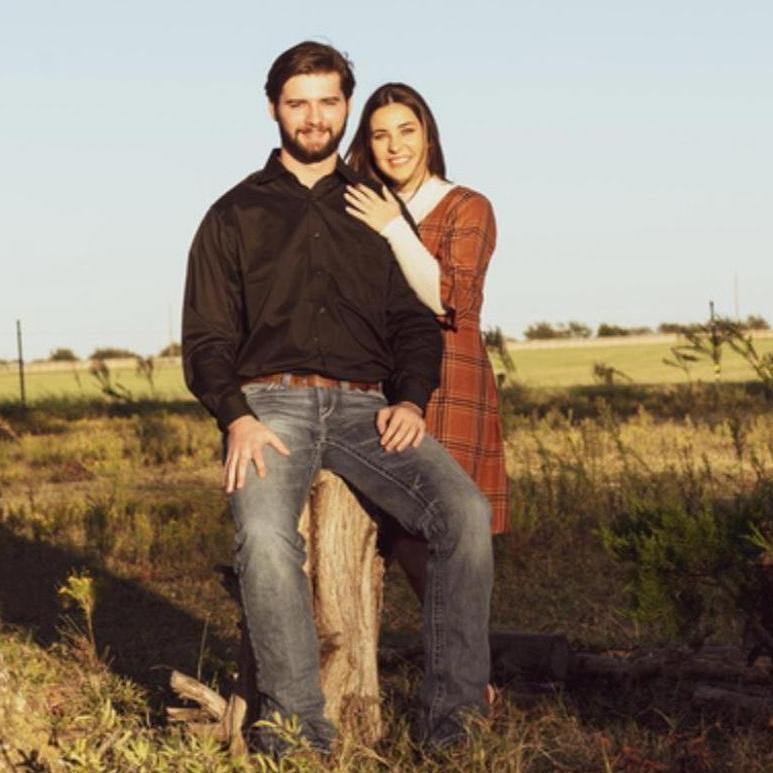 Engagement Photos! :)