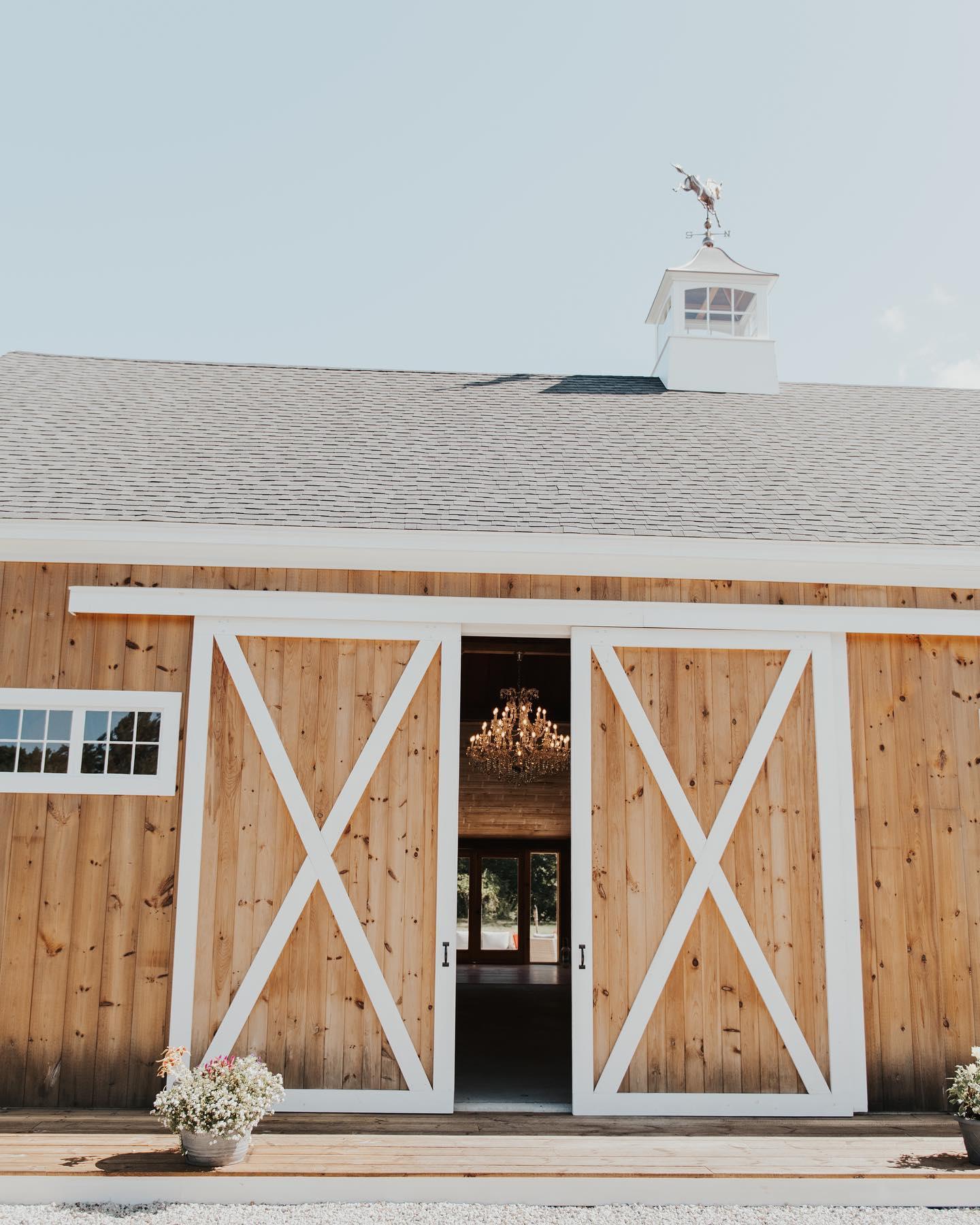 The Wedding Website of Amber Hickey and Jordan Bello