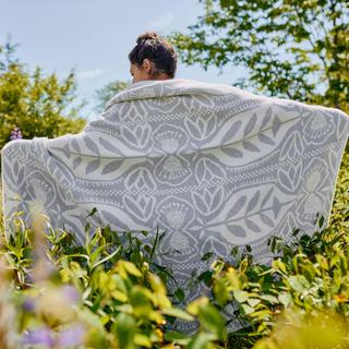 Italian Merino Wool Silhouette Throw Blanket