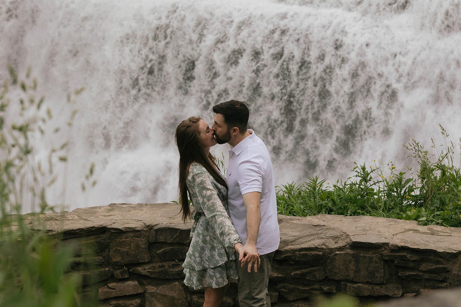 The Wedding Website of Nicole Beh and Eric Veltre
