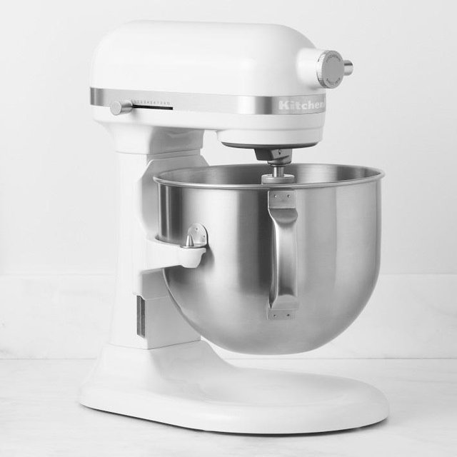 KitchenAid® 5.5 Quart Bowl-Lift Stand Mixer