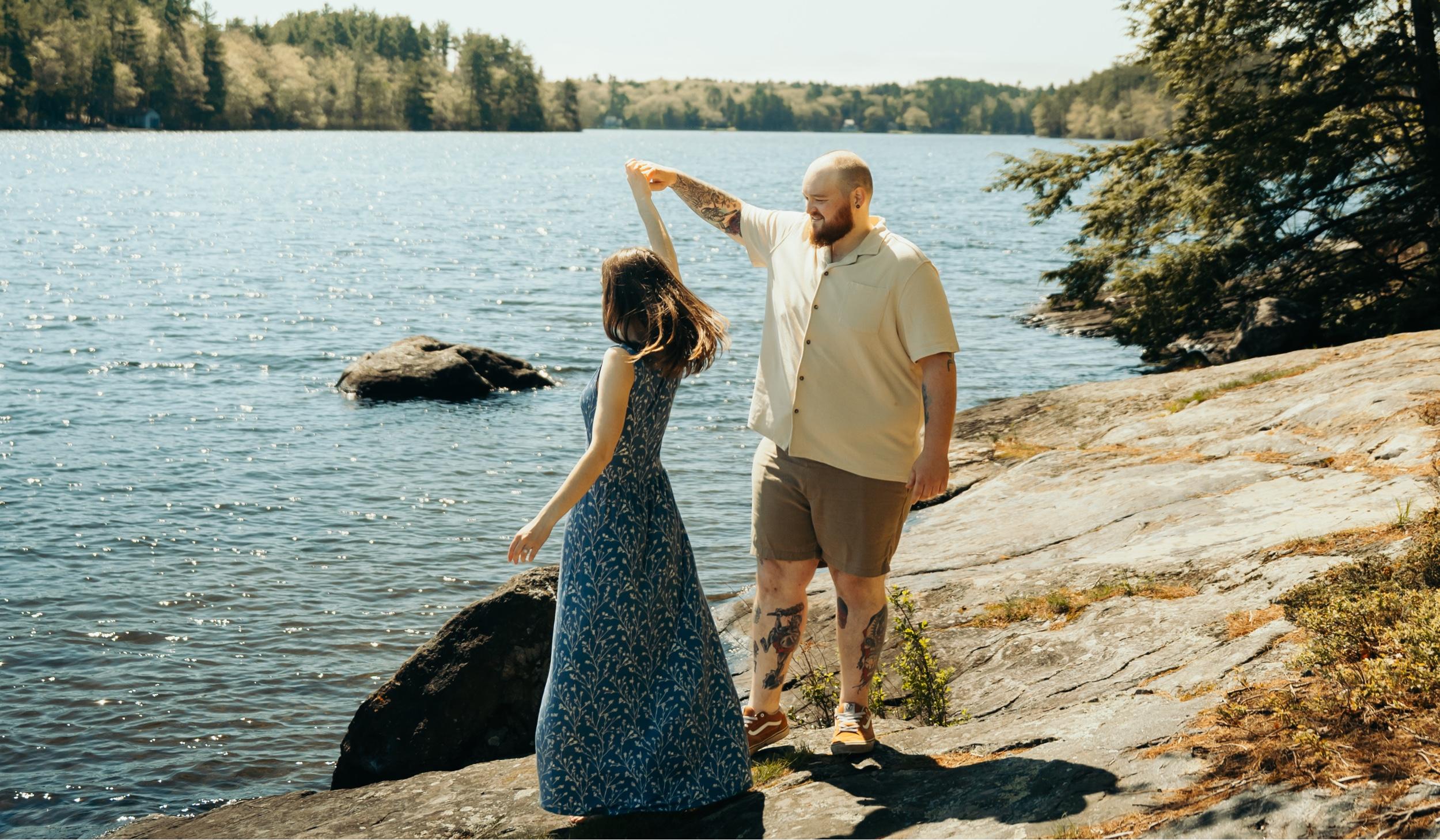 The Wedding Website of Emily Leach and Tommy Spaulding
