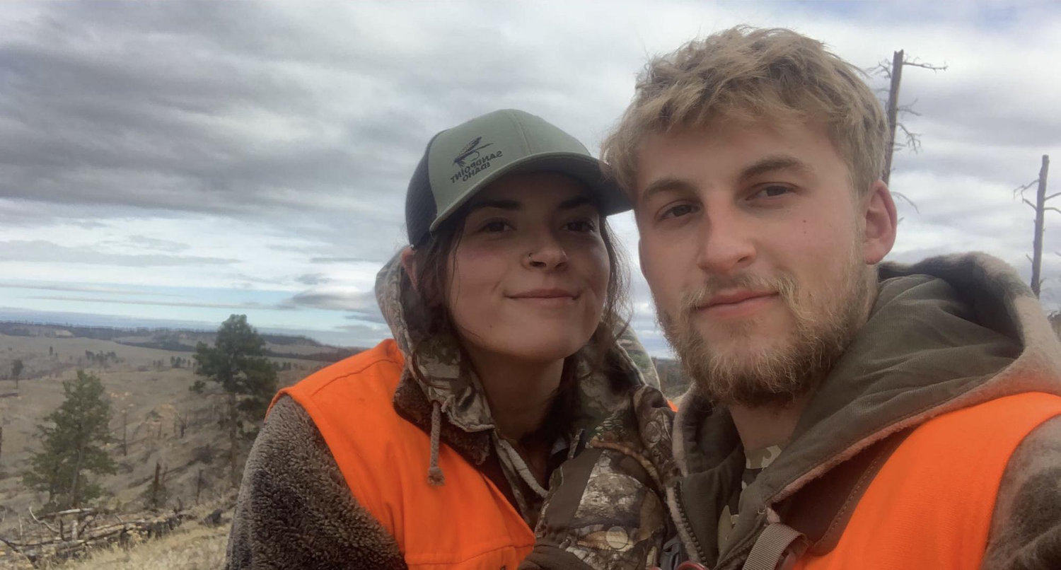Garrett’s favorite time of year 🧡🦌