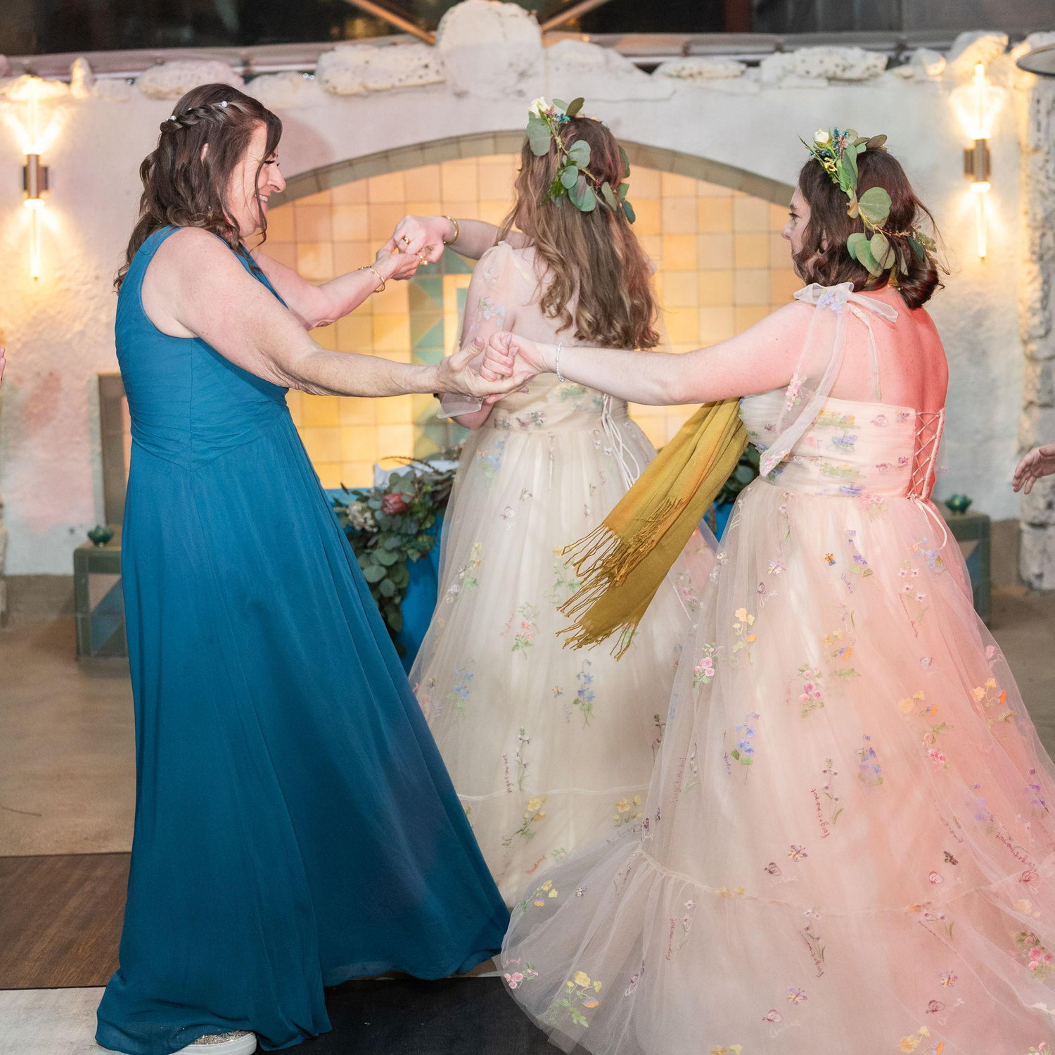 They look like faeries! 😍