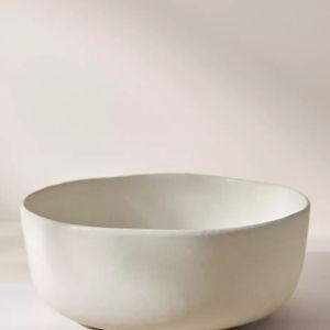 The Jasper Portuguese Stoneware Deep Serving Bowl, White