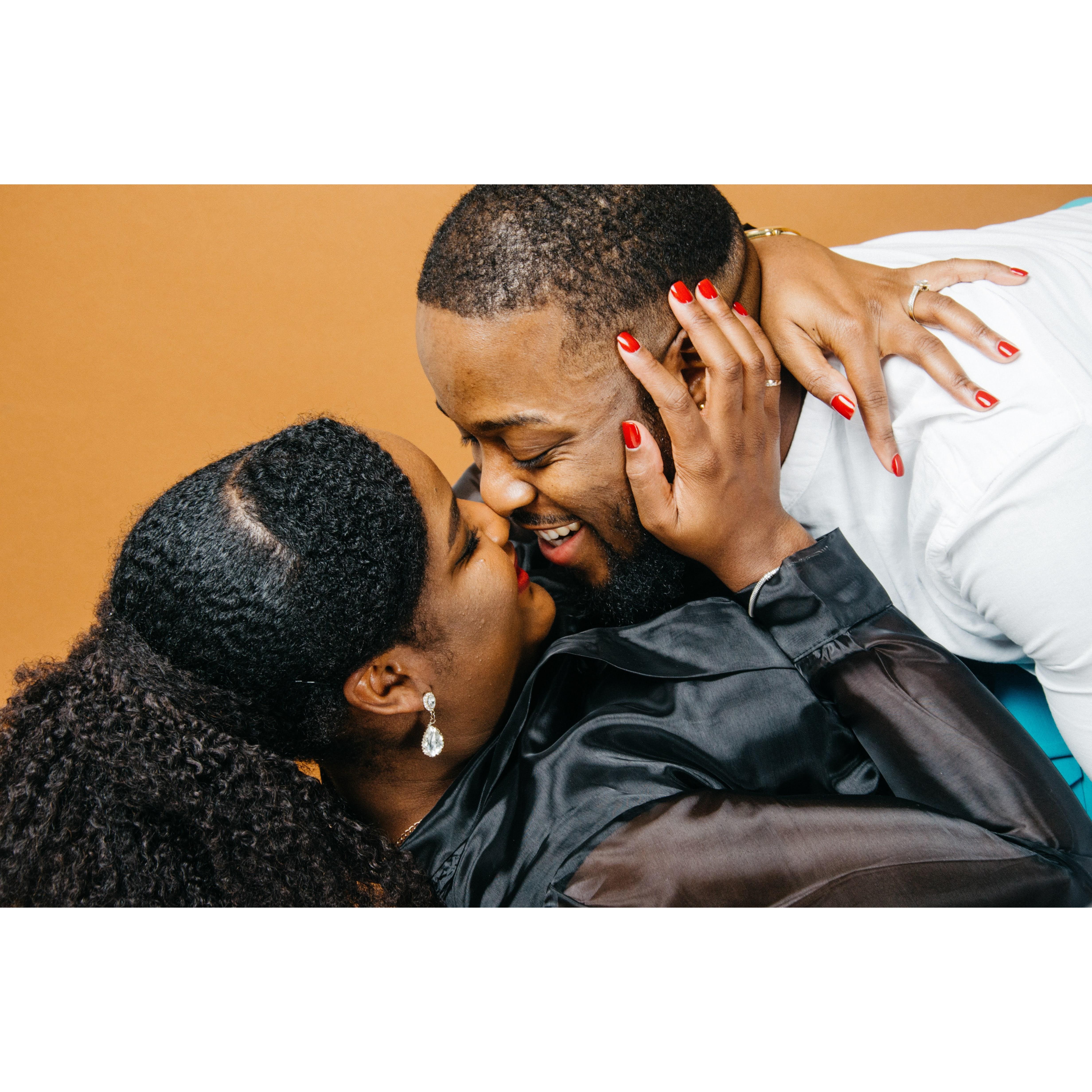 🖤 If you want to make your wife or girlfriend feel appreciated, giving her a thoughtful reminder of your feelings is a great place to start.
Queen and King