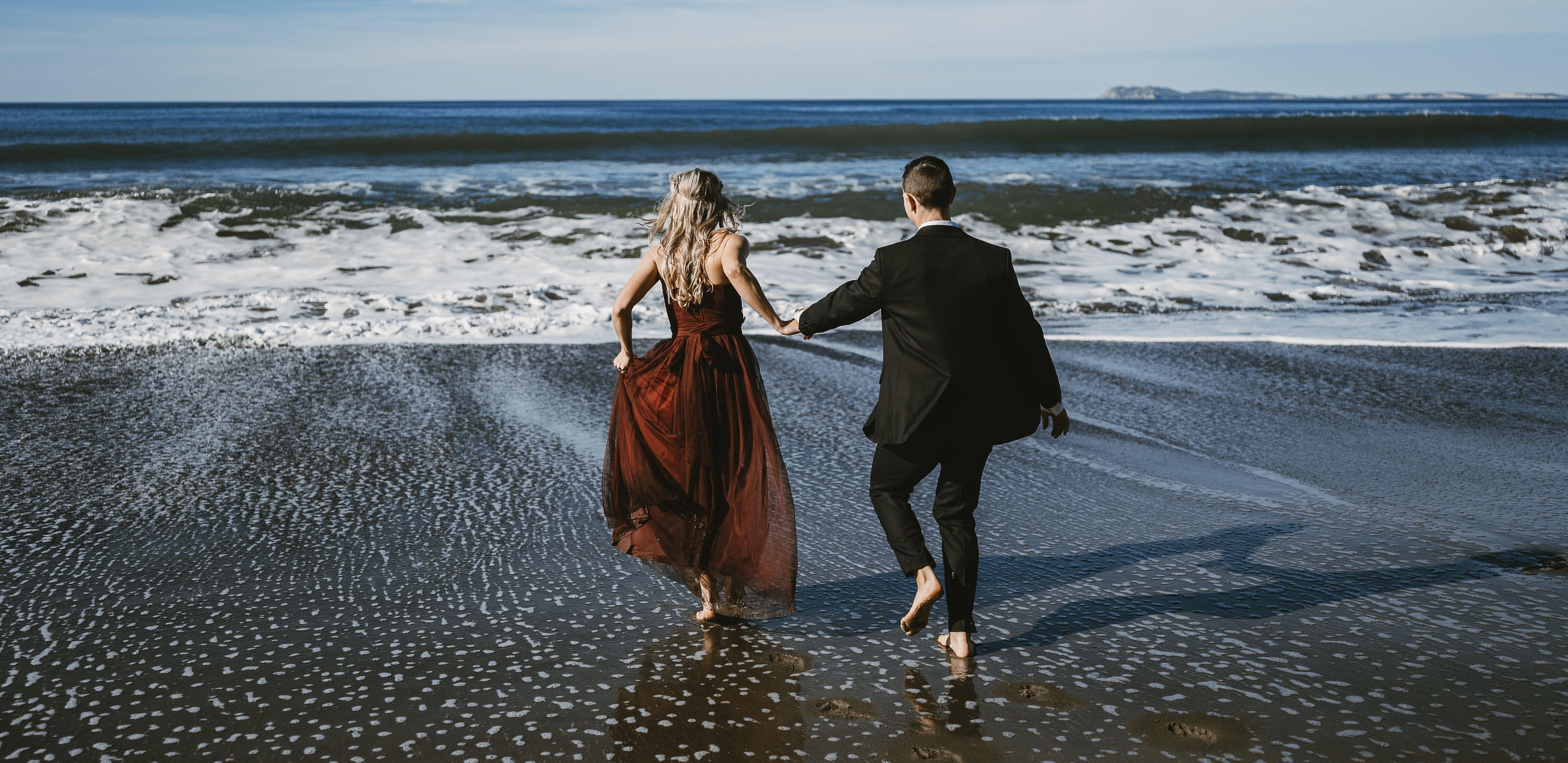 The Wedding Website of Loryn Ferreira and Adrian Austin