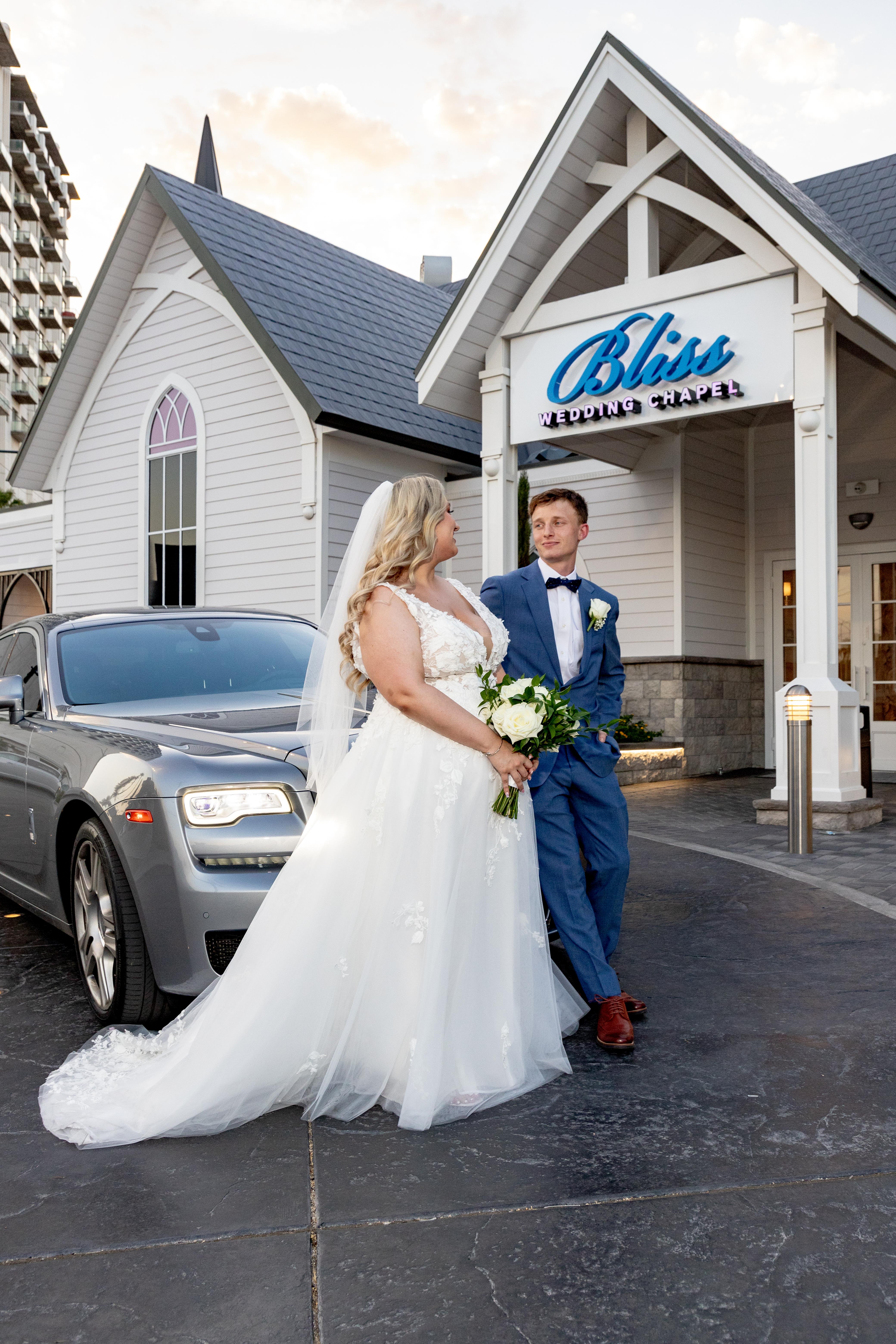 The Wedding Website of Ali Wynn and Eric Fox