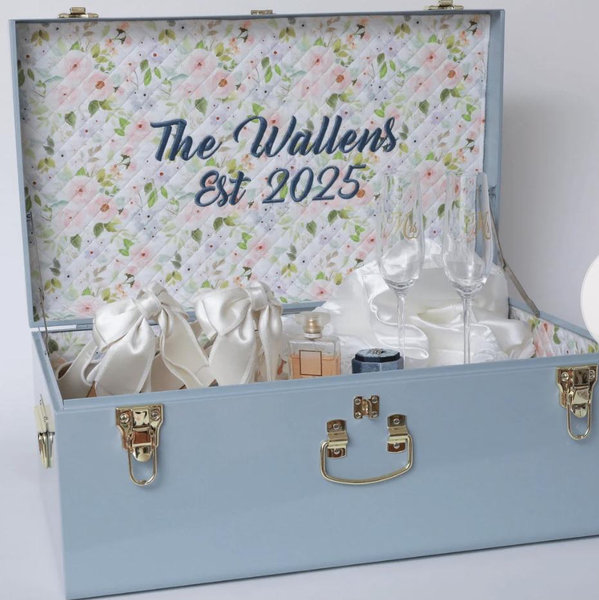 Memorize Trunks Custom Bridal Trunk