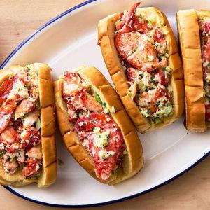 Honeymoon Lobster Rolls and Brews at Treehouse Brewing