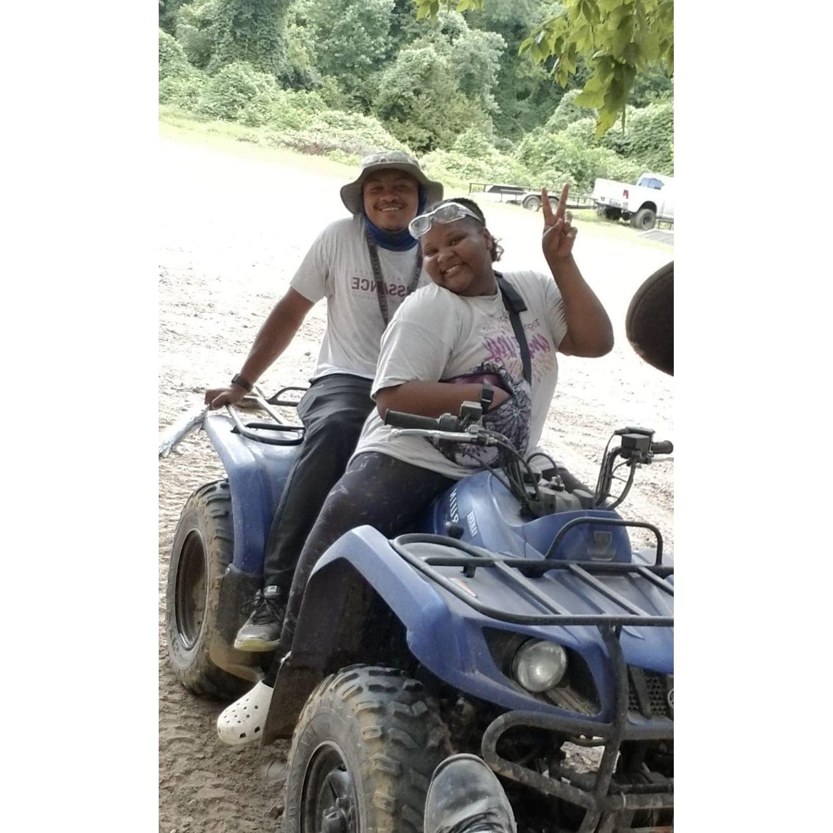 Always on the trails if our phones are going to voicemail!🤣