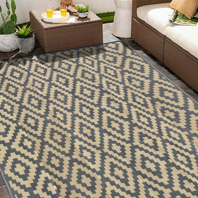 SAND MINE Reversible Mats, Plastic Straw Rug, Modern Area Rug, Large Floor Mat and Rug for Outdoors, RV, Patio, Backyard, Deck, Picnic, Beach, Trailer, Camping (8' x 10', Grey Tan Lattice)