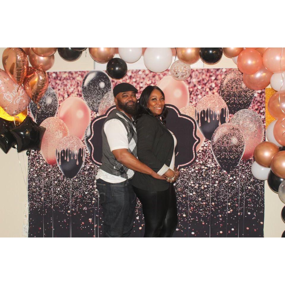 My niece Kisha had a party, and we barely made it, but we did....