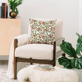 Febe Floral Pattern Outdoor Throw Pillow