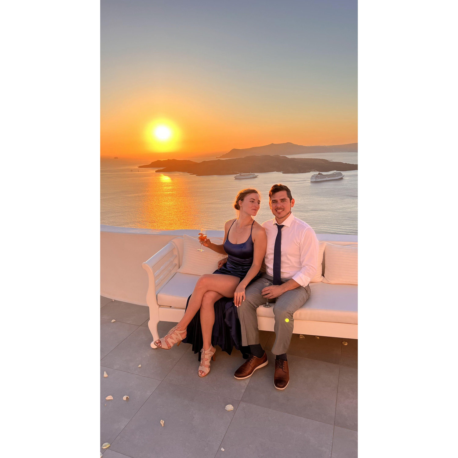 Carolina and Tom's wedding day in Santorini, Greece, 2022