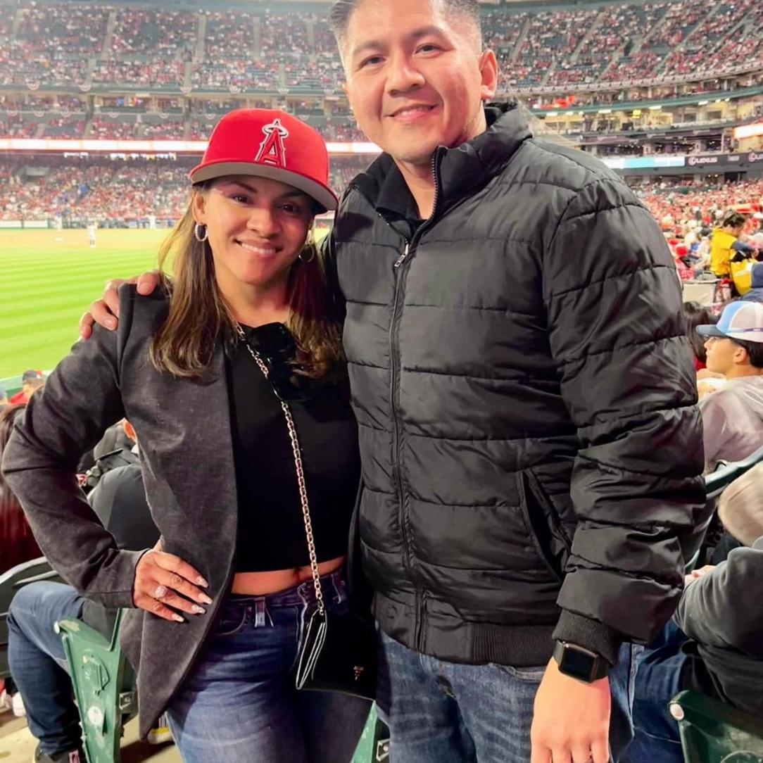 A chance to watch baseball? Yes we’re there in a heartbeat! ⚾💖 Archie usually comes home with a ticket to Angel game and everytime he asks me if I want to watch.. who would say no?! :)