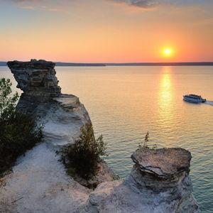 Pictured Rocks Sunset Cruise