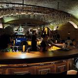 Luperca Bar