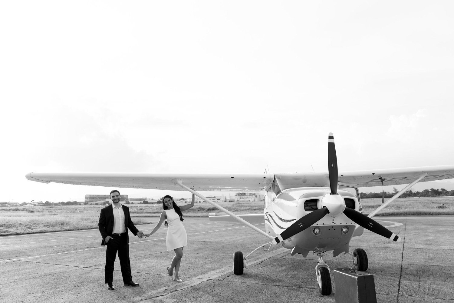 The Wedding Website of Desiree Vergara and Tom Viccaro