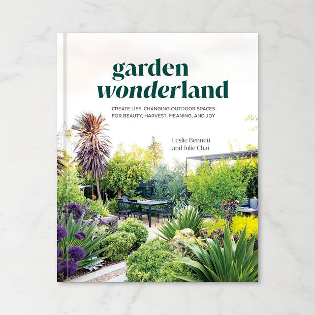 Leslie Bennett: Garden Wonderland