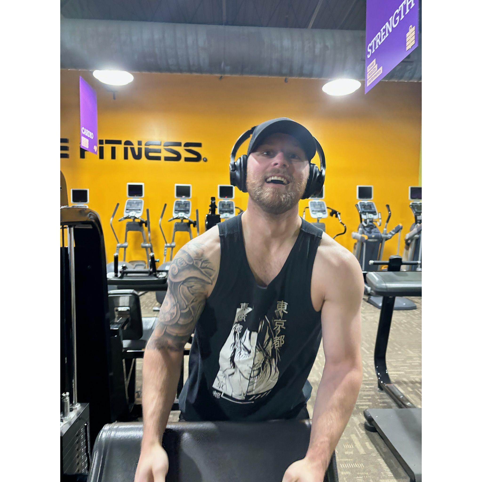 Ryan feeling like a tank at the gym.