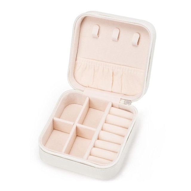 VOMNA Mini Jewelry Travel Case,Small Jewelry Box,Traveling Jewelry Organizer,Portable Jewellery Storage Holder for Rings Earrings Necklace Bracelet Bangle Organizer Boxes for Girls Women(PU-White)