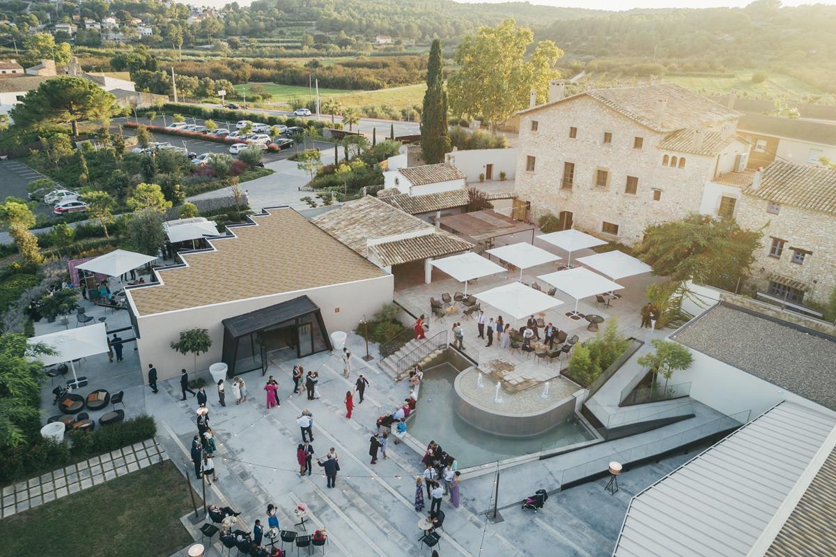 The Wedding Website of Sandra . and Alberto .