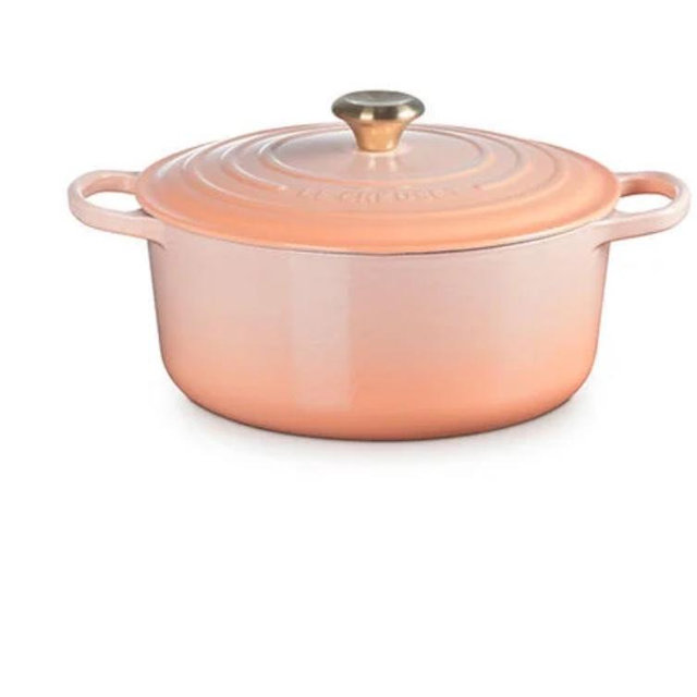 7.25 qt Signature Round Dutch Oven (Peach)