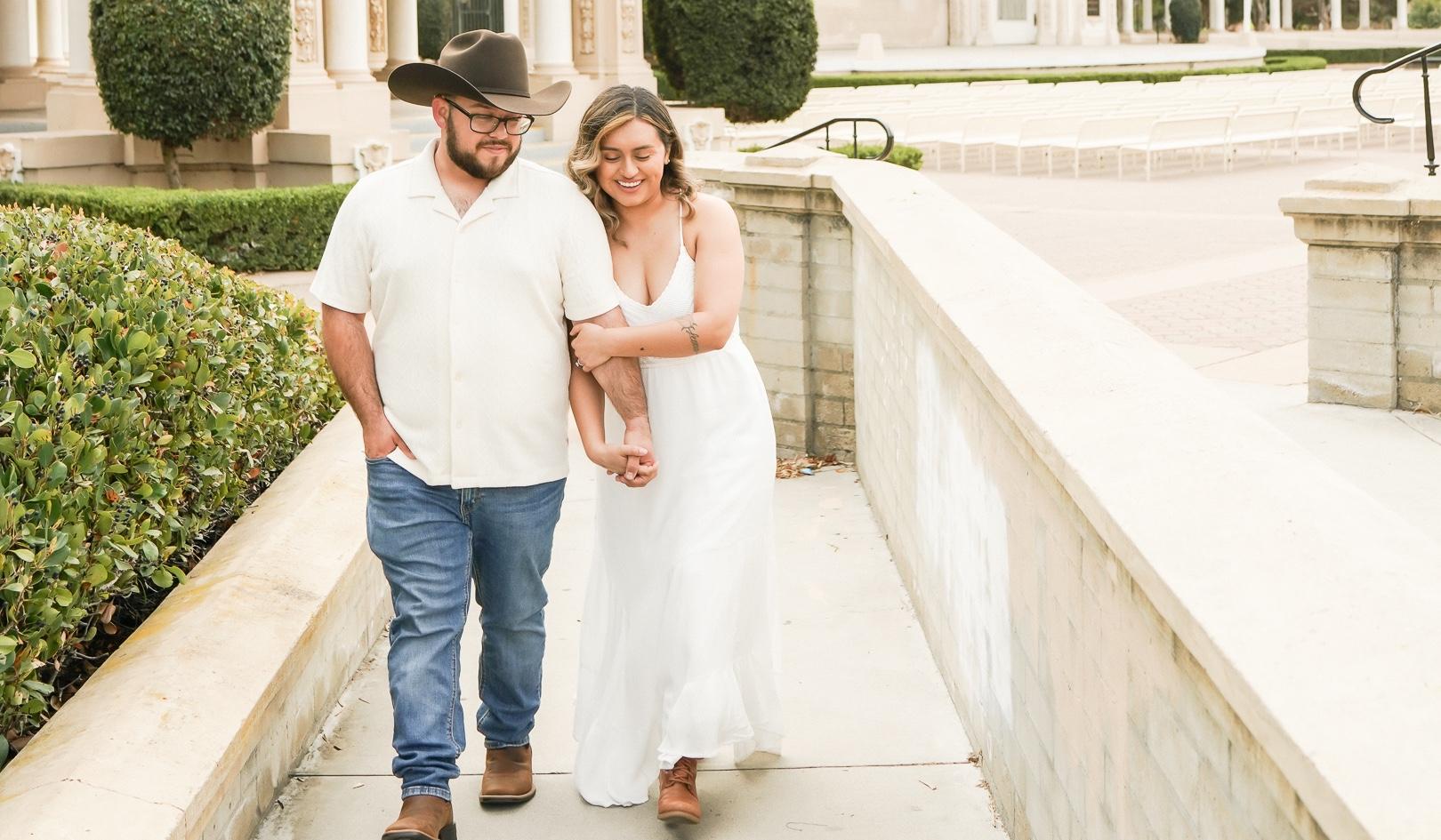 The Wedding Website of Elizabeth Gonzalez and Ezequiel Martinez