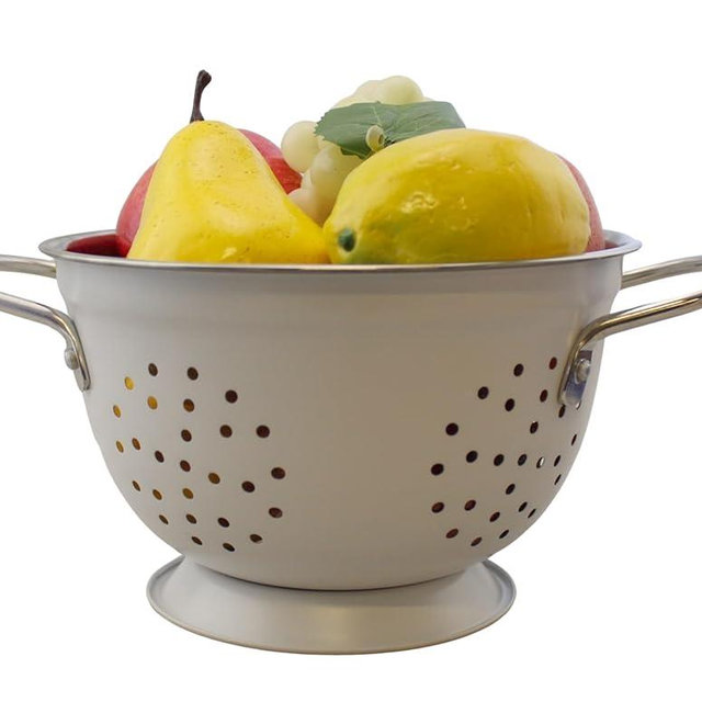 Stainless Steel Kitchen Colander - A Pasta Strainer, Fruit & Vegetable Rinse Bowl, and Multipurpose Kitchen Essential in 3 Quart Size - Ideal for Everyday Cooking and Food Preparation Needs (White)