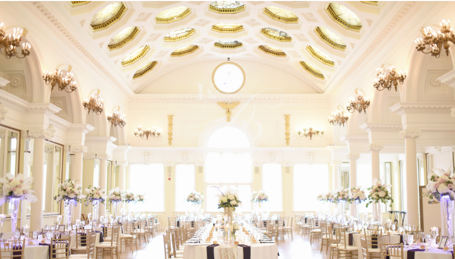 The Wedding Website of Finn Alvaro and Michaela Murphy