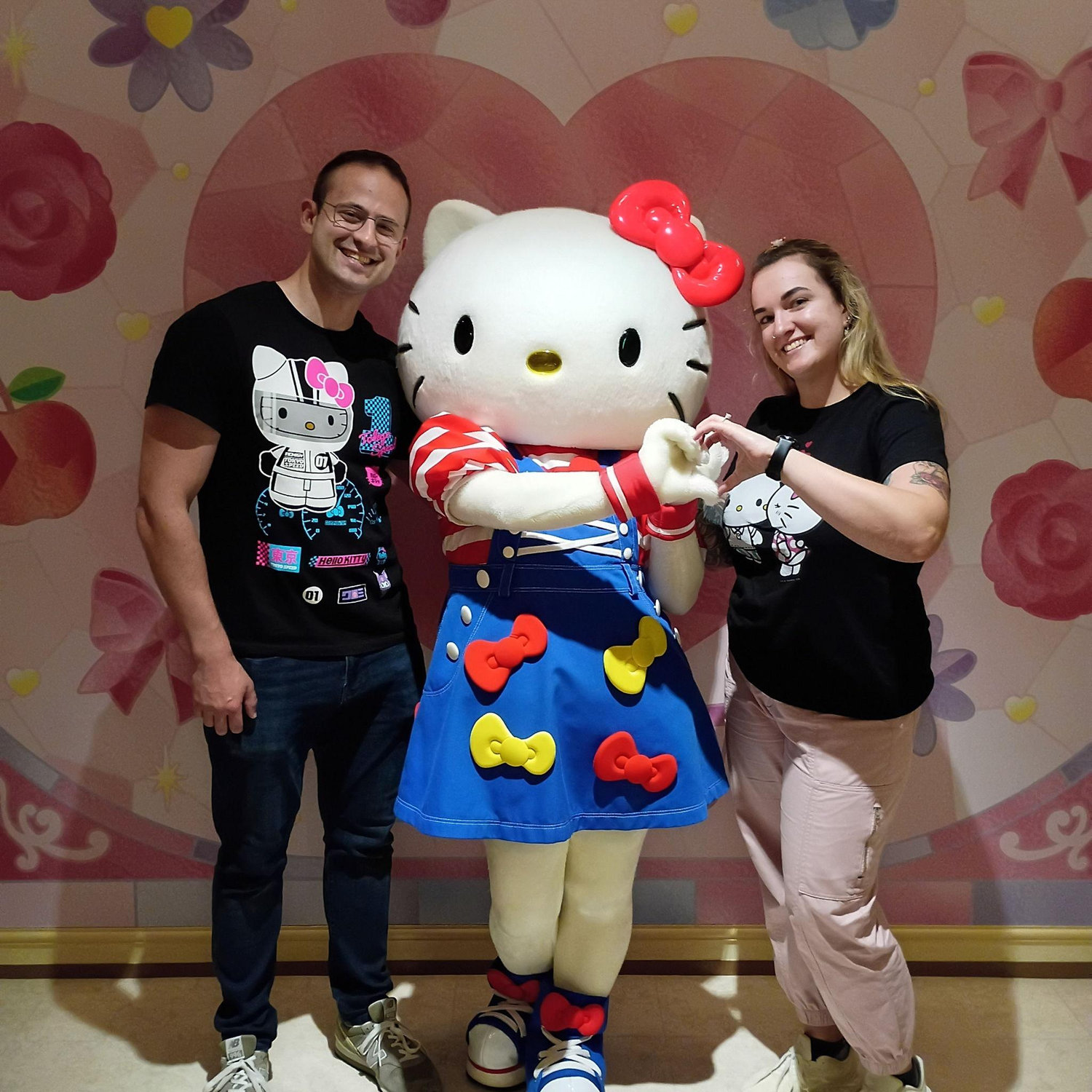 Meeting Hello Kitty in Japan