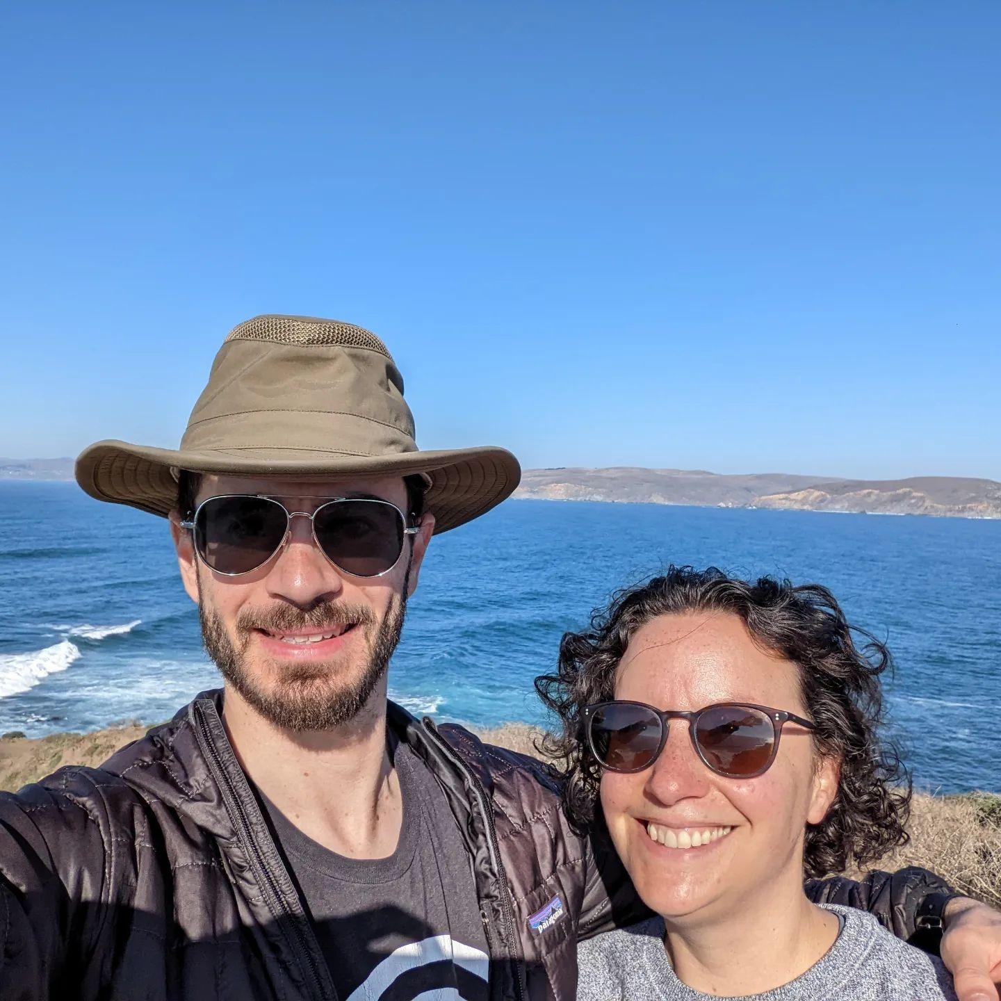 They took a different hike in Marin, and also took a picture! (Nov '22)