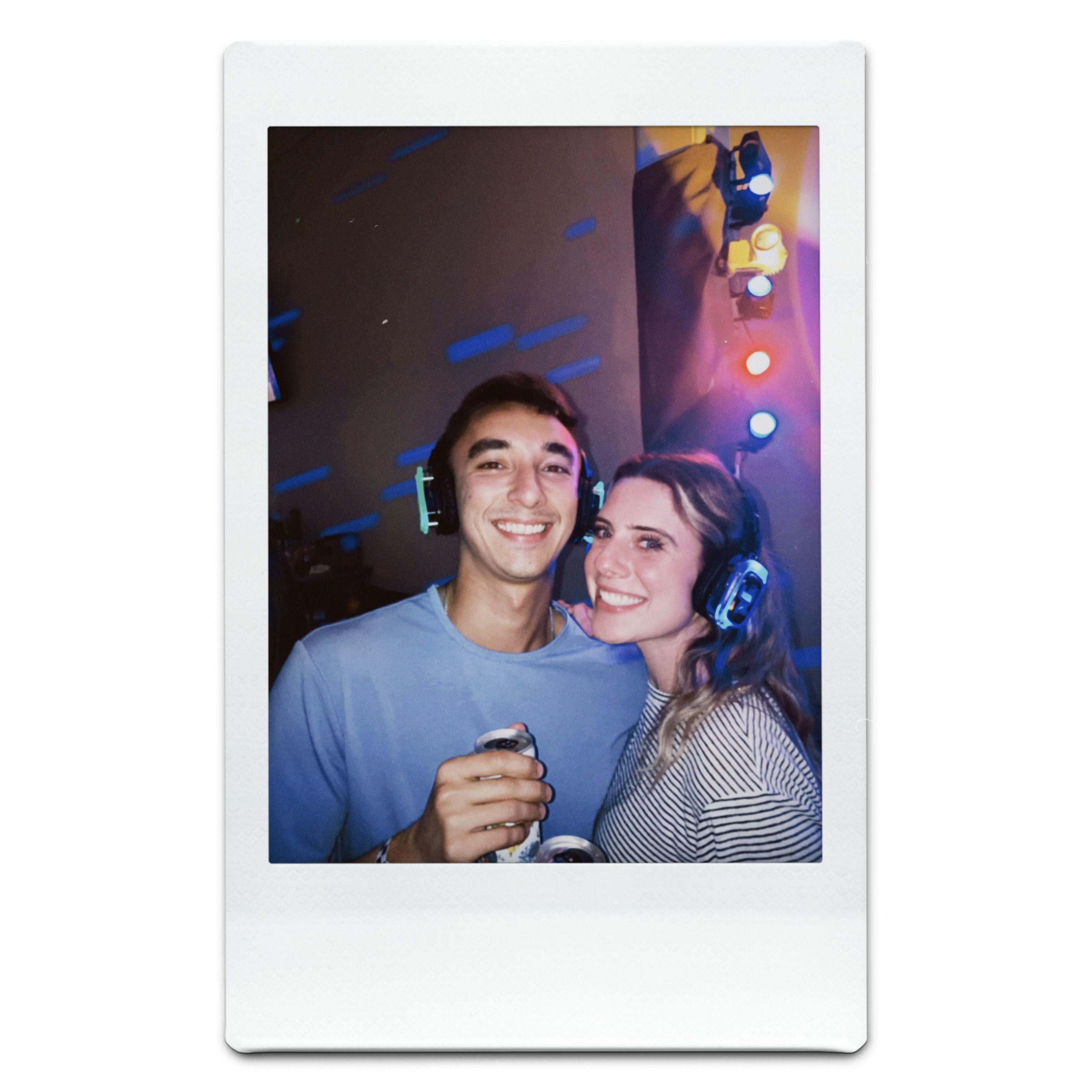 silent disco - where laur dances her stress away to taylor swift only after Kelly bribes the DJ