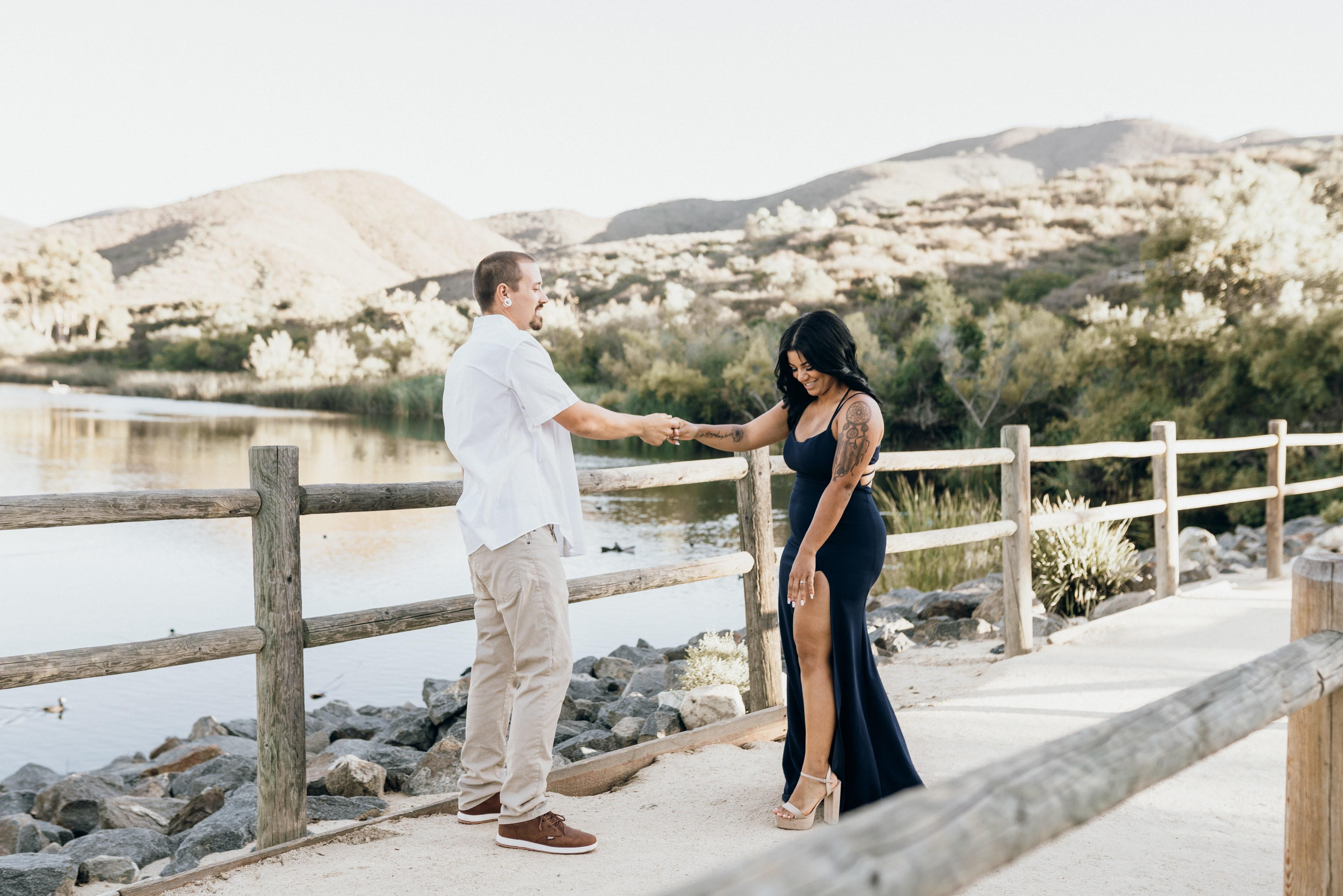 The Wedding Website of Kiana Drawhorn and Adam Chambers