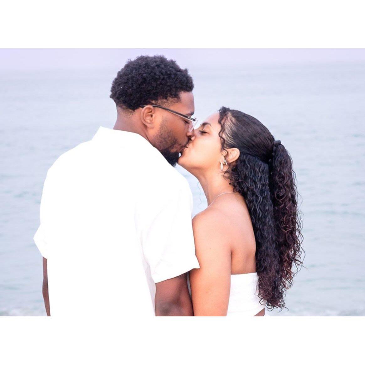 Darryl and Ariana's Engagement Photoshoot!