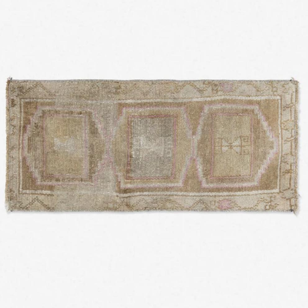 Rima Vintage Mini Rug, 1'3" x 2'7"