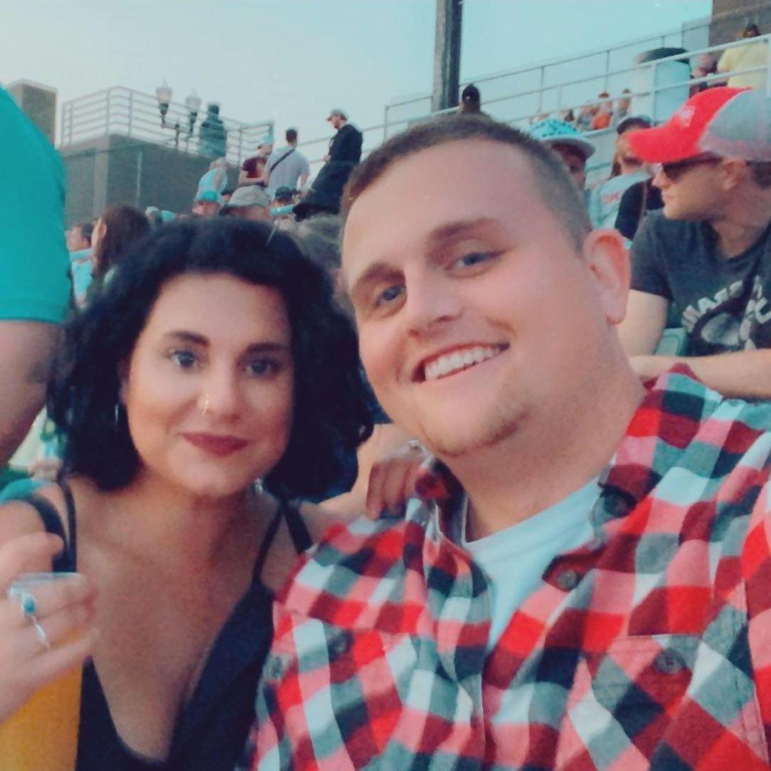 Joe courting Page by taking her to Tim McGraw (the first of many concerts he has sat through for her).