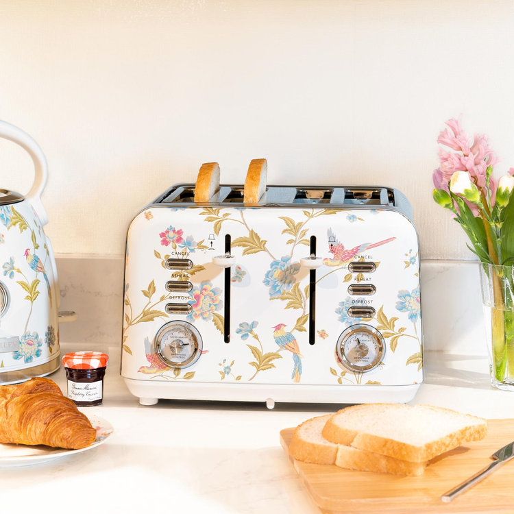 Laura Ashley, 4-Slice Toaster | Zola